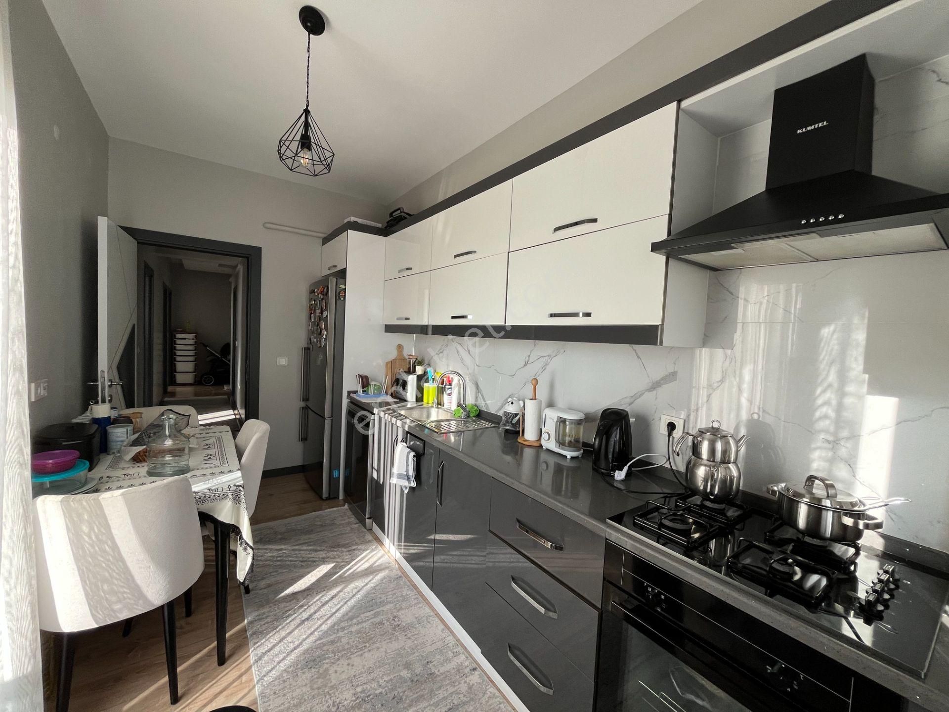 Seferihisar Necat Hepkon Mahallesi’nde Havuzlu Site İçerisinde Satılık 3+1 Daire - Görsel 8