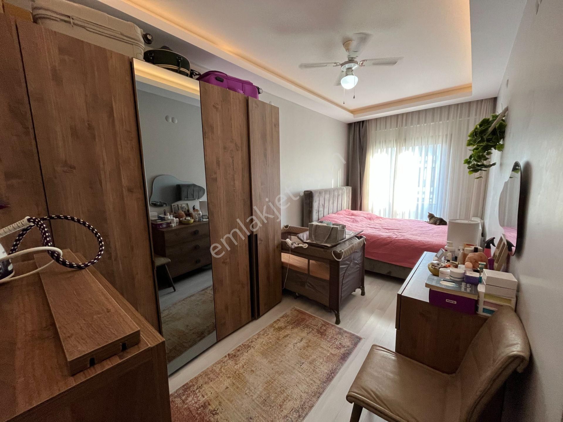 Seferihisar Necat Hepkon Mahallesi’nde Havuzlu Site İçerisinde Satılık 3+1 Daire - Görsel 16