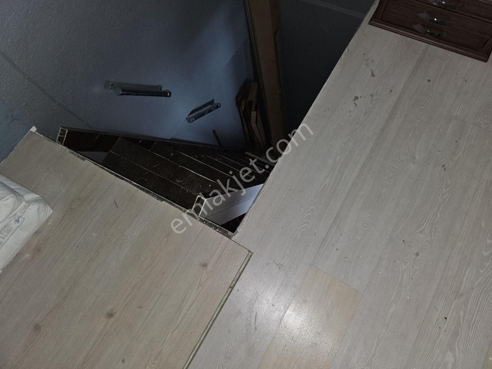 Kocamustafapaşa Merkeze Yakın Asma Katlı 50mk Dükkan 18.000tl - Görsel 29