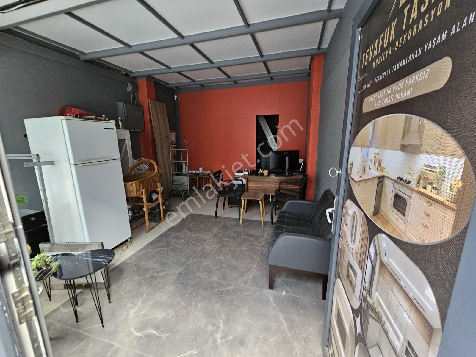 Kocamustafapaşa Merkeze Yakın Asma Katlı 50mk Dükkan 18.000tl - Görsel 8