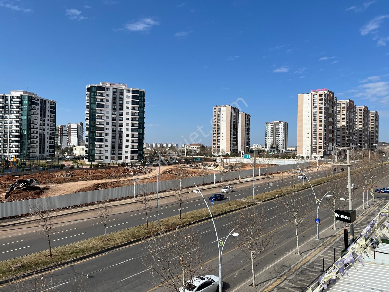 Taha Emlak Tan 75 Mt Lik Yolla İkinci Parselde Kiralık 4+1 Daire - Görsel 18