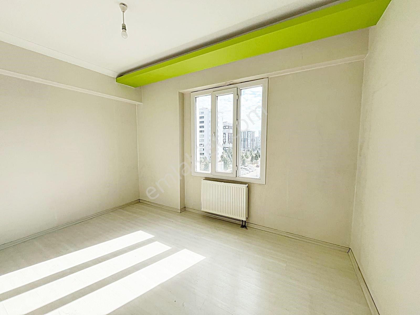 Taha Emlak Tan 75 Mt Lik Yolla İkinci Parselde Kiralık 4+1 Daire - Görsel 15