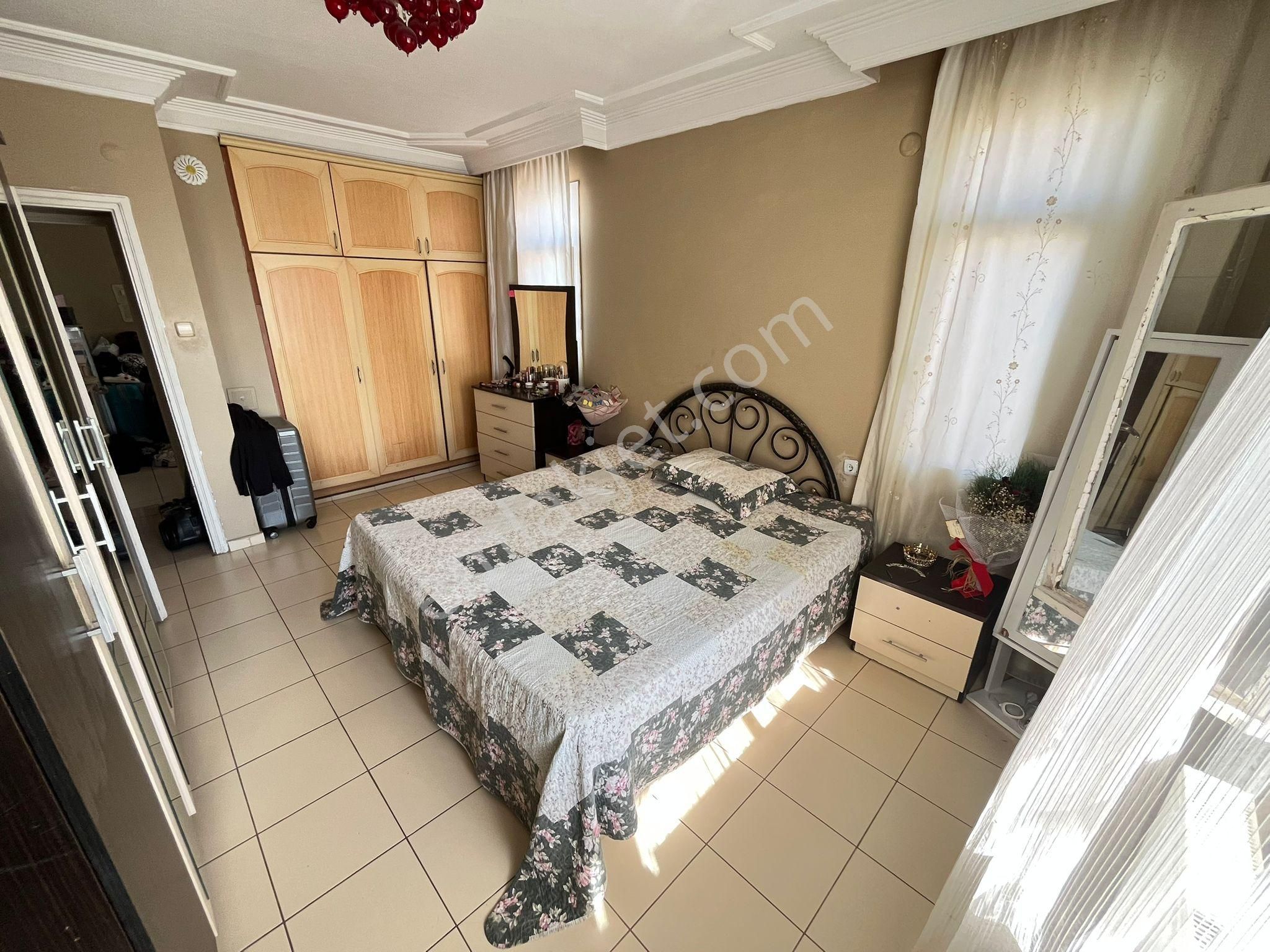 5+1 Güzelyalı Hasarsız 10-10 Katı 3banyo 235m2 Dgaz Kapalı Mutfak Sabahtan Akşama Güneş İçinde - Görsel 23