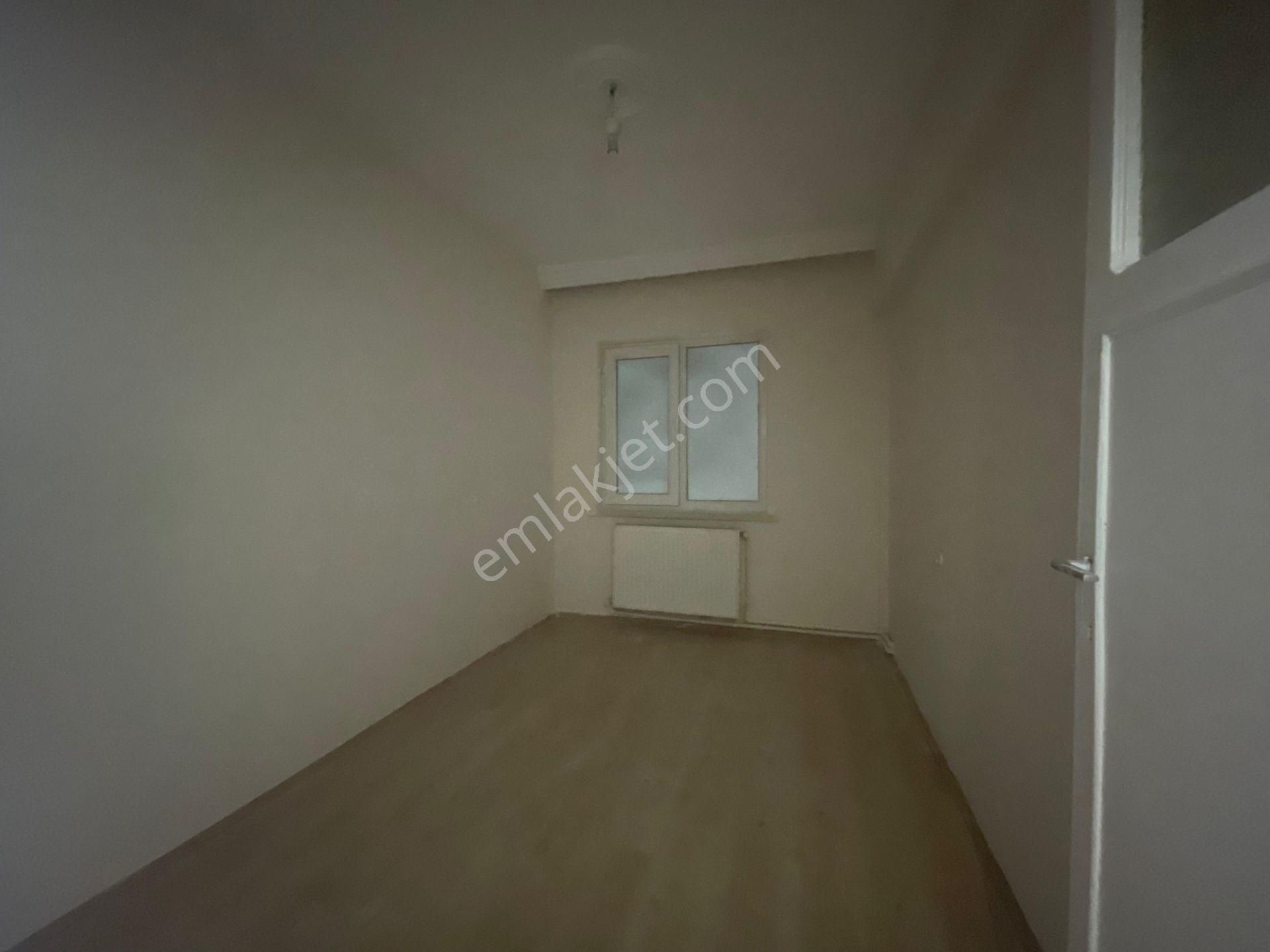 Sincan Tandoğan Mahallesinde 3+1 Acil Kiralık Daire - Görsel 20