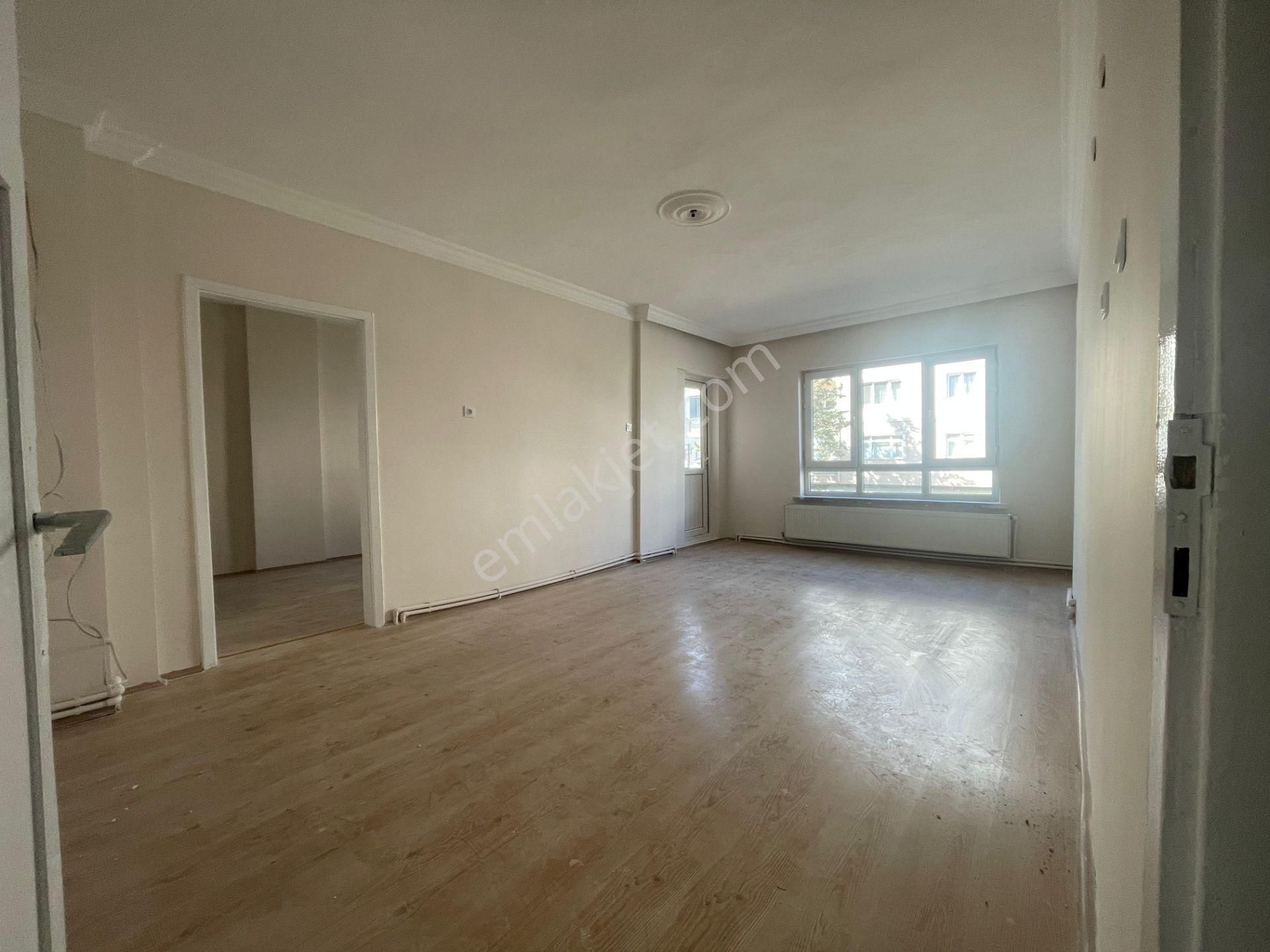 Sincan Tandoğan Mahallesinde 3+1 Acil Kiralık Daire - Görsel 5