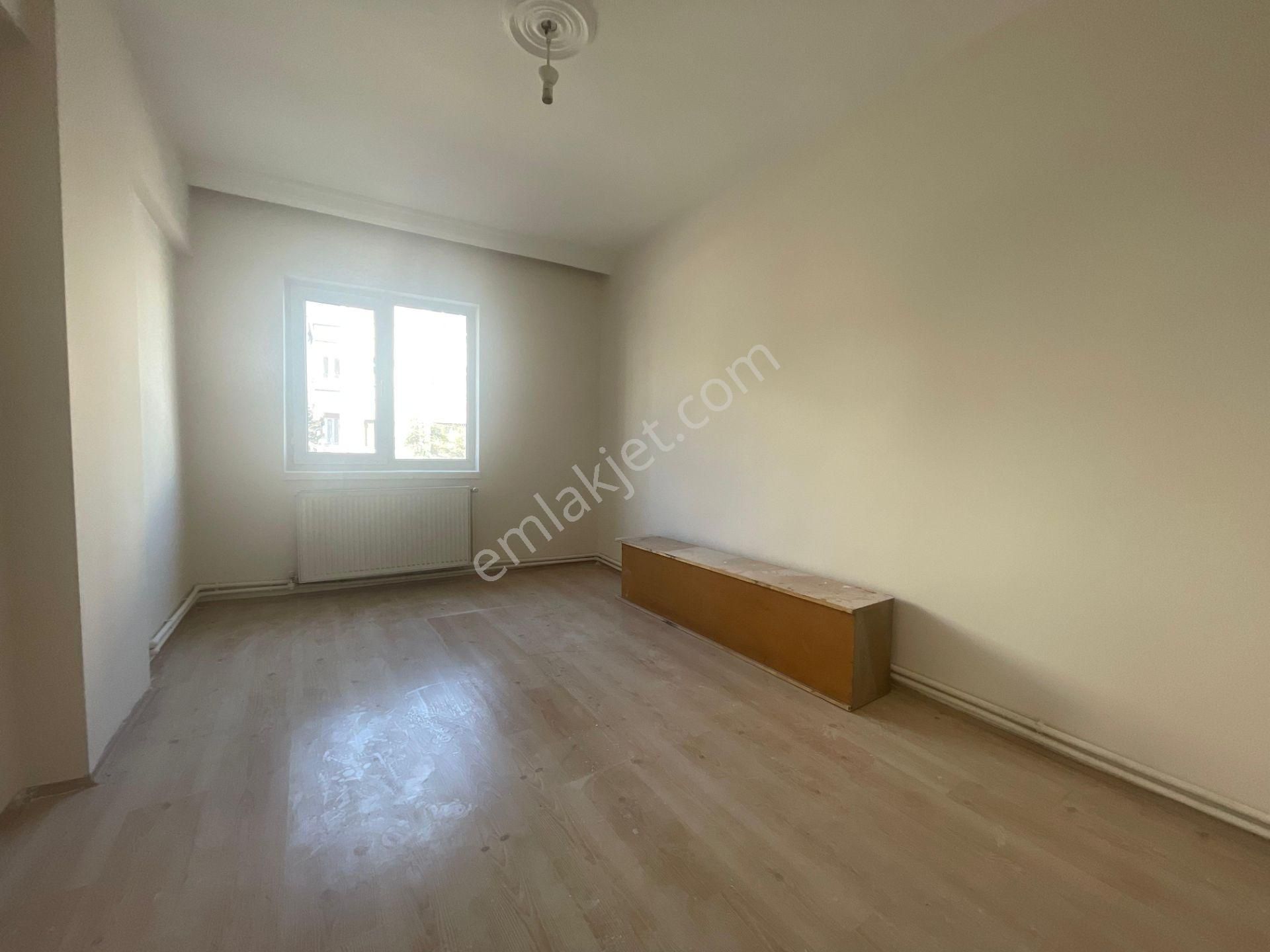 Sincan Tandoğan Mahallesinde 3+1 Acil Kiralık Daire - Görsel 10