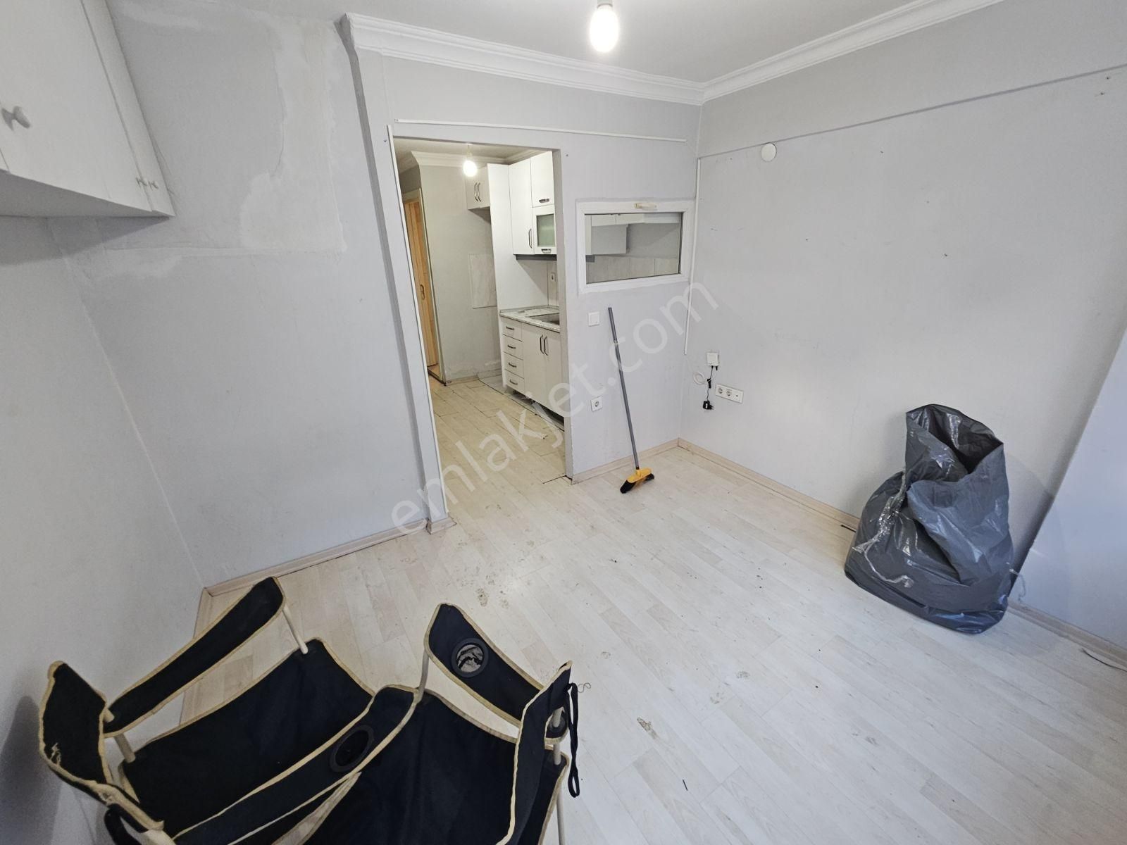 Kocamustafapaşa 1.kat 20mk Tek Oda Stüdyo Daire 13.000tl - Görsel 20