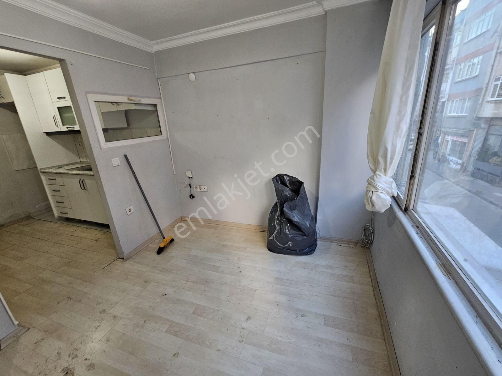 Kocamustafapaşa 1.kat 20mk Tek Oda Stüdyo Daire 13.000tl - Görsel 19