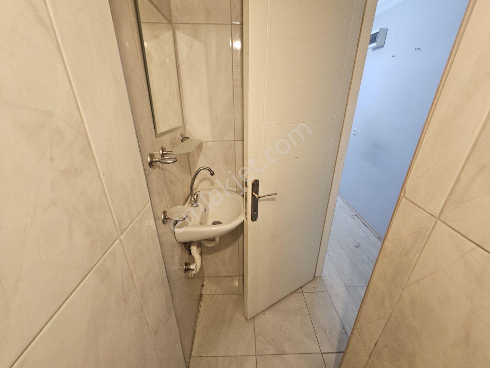 Kocamustafapaşa 1.kat 20mk Tek Oda Stüdyo Daire 13.000tl - Görsel 31