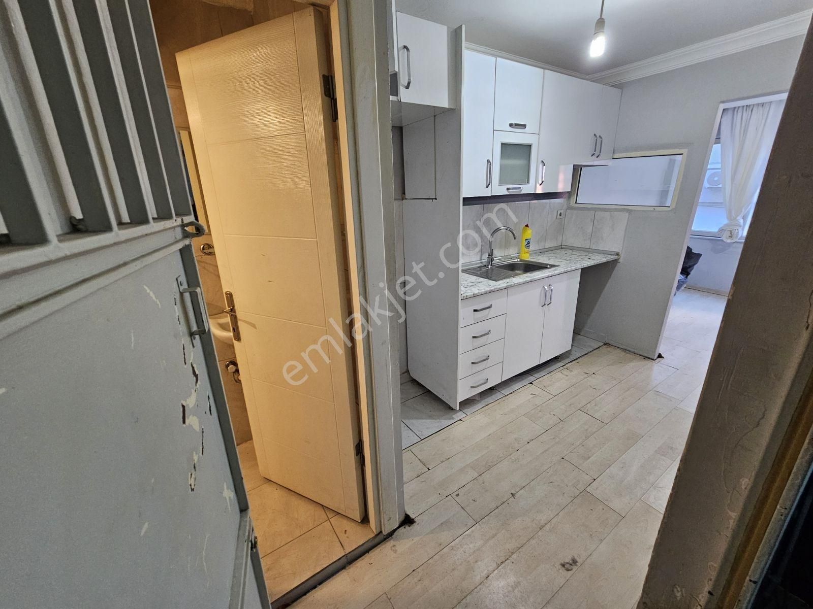 Kocamustafapaşa 1.kat 20mk Tek Oda Stüdyo Daire 13.000tl - Görsel 35