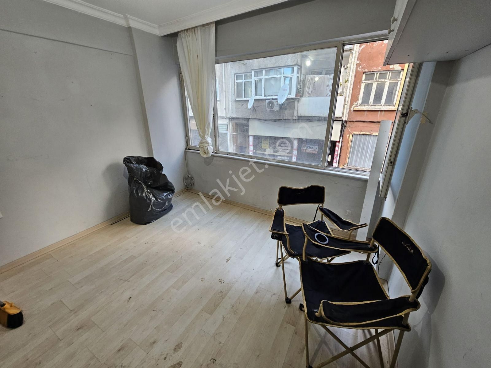 Kocamustafapaşa 1.kat 20mk Tek Oda Stüdyo Daire 13.000tl - Görsel 32
