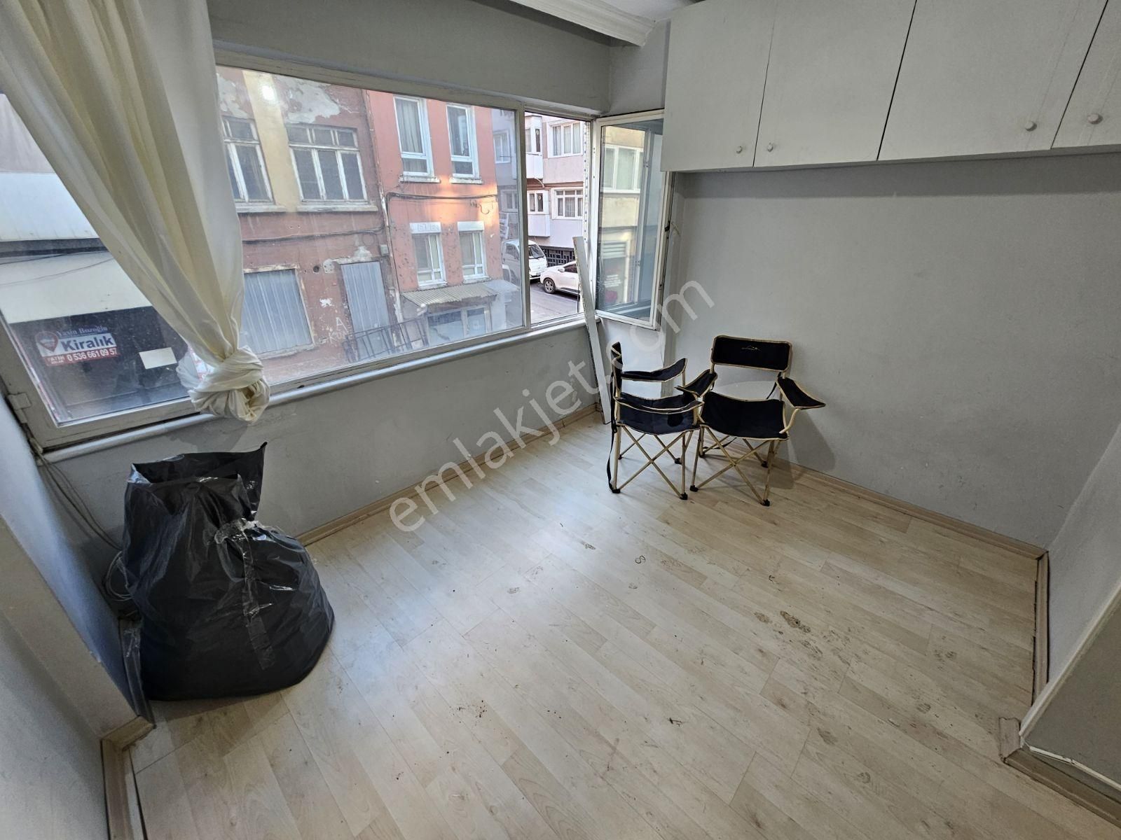 Kocamustafapaşa 1.kat 20mk Tek Oda Stüdyo Daire 13.000tl - Görsel 18