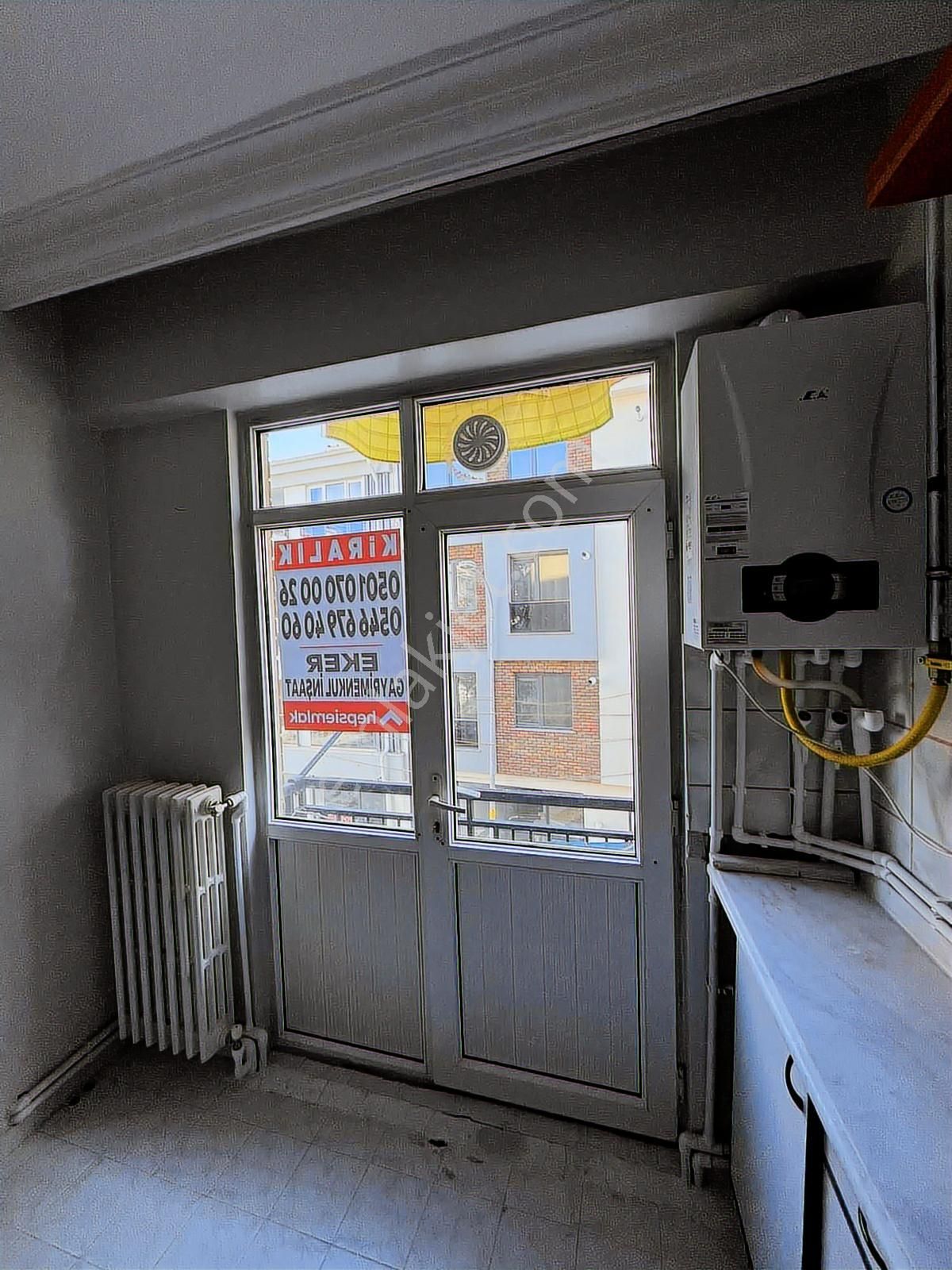 Eker'den Sıhhıye Kavşağında Tranvay Durağıyanı 2+1 Kiralık Daire - Görsel 24