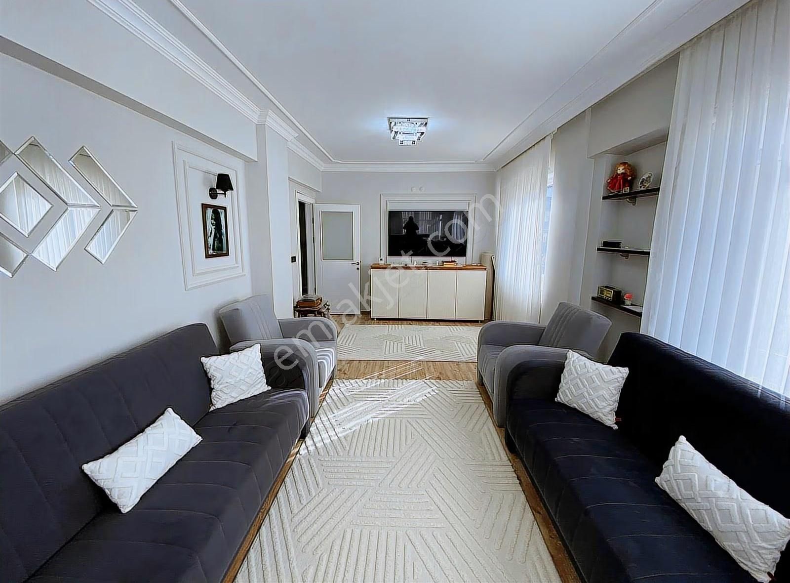 Çırağan Emlak'tan Sakarya 2 Caddesi Üzeri Full Bakımlı 3+1 Daire - Görsel 23