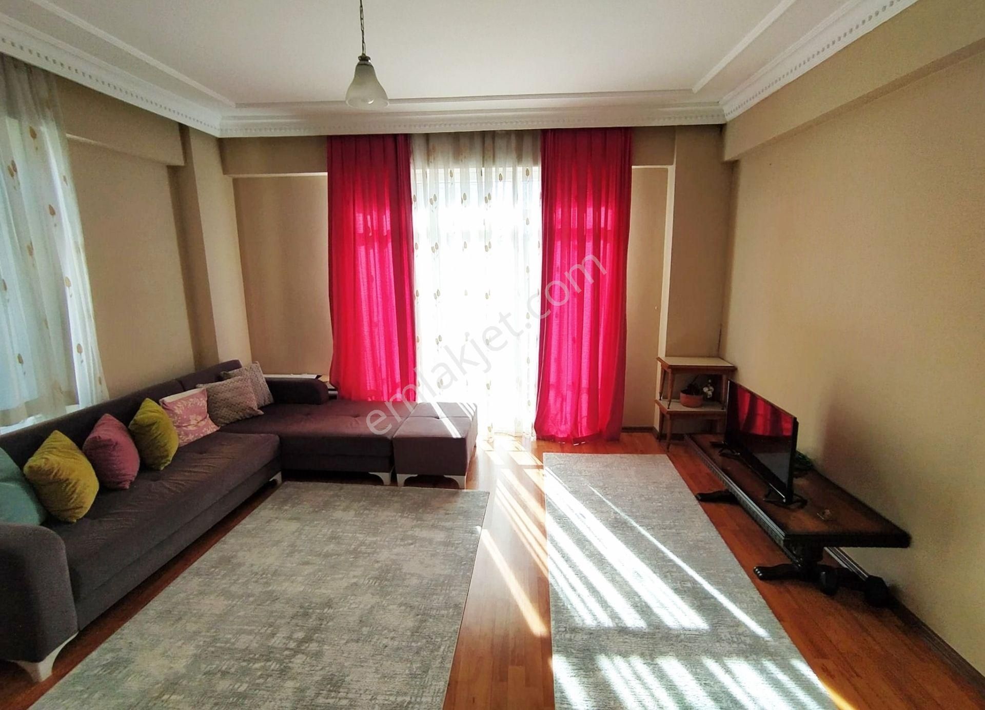 Mertcan Dan Adnan Kahveci Metroya Yürüme 2+1 Balkonlu - Kira Getirili - Görsel 3