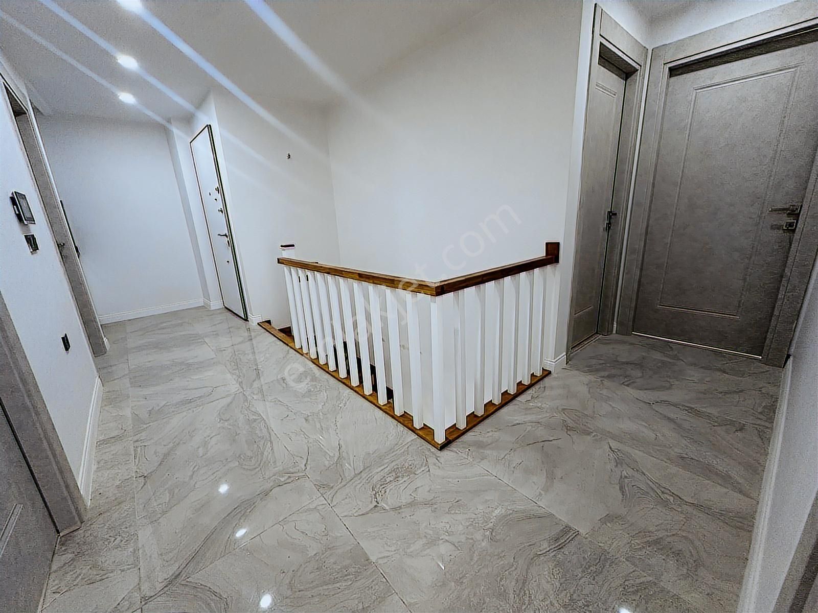 Tamiş'den Altıntepe'de Deniz Manzaralı Çok Geniş 4+2sıfır Dublex - Görsel 32