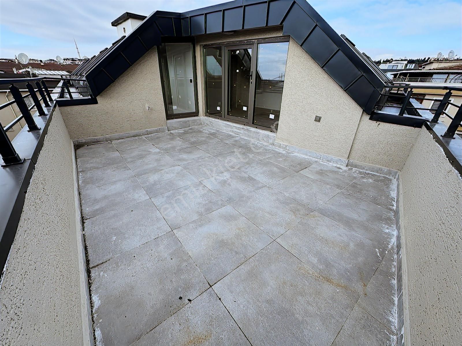 Tamiş'den Altıntepe'de Deniz Manzaralı Çok Geniş 4+2sıfır Dublex - Görsel 7