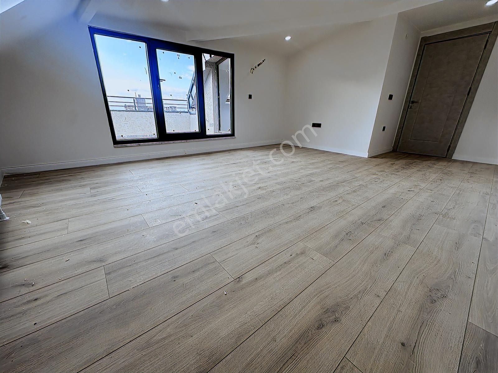 Tamiş'den Altıntepe'de Deniz Manzaralı Çok Geniş 4+2sıfır Dublex - Görsel 4