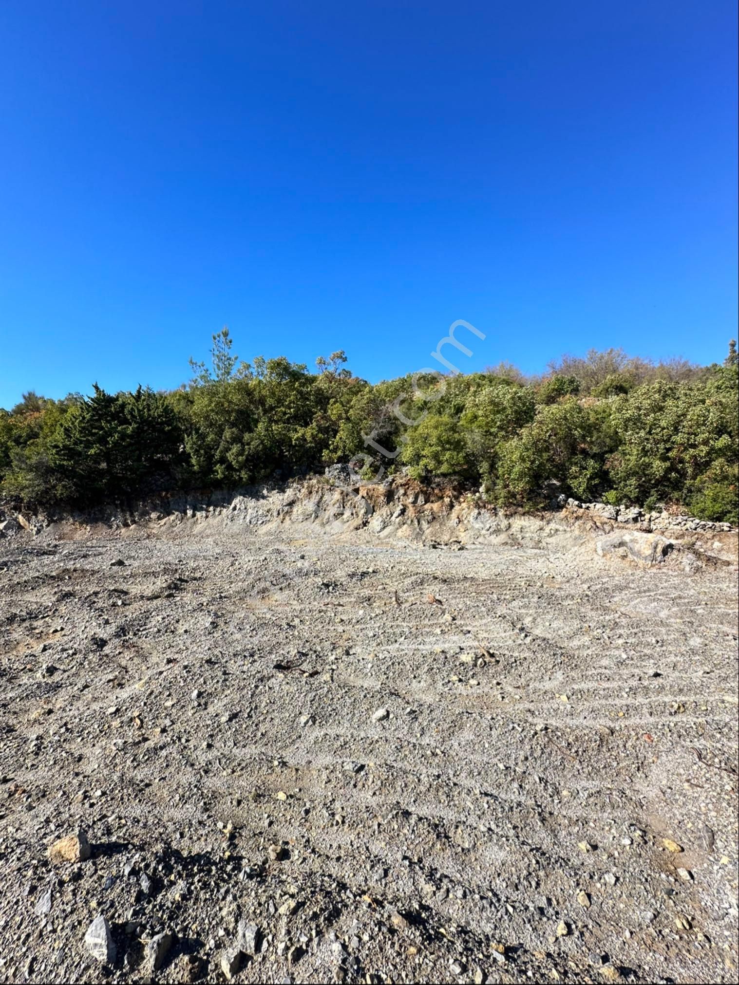 Orhan Mahallesinde Deniz Manzaralı Müstakil Tapulu Satılık Tarla - Görsel 4