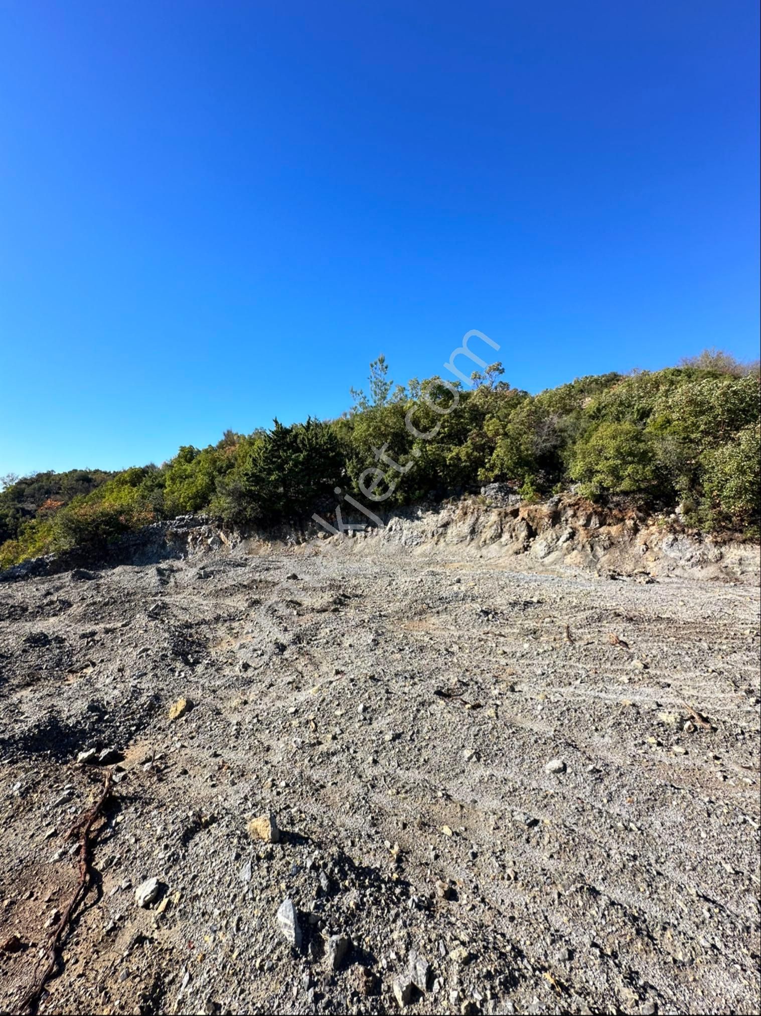 Orhan Mahallesinde Deniz Manzaralı Müstakil Tapulu Satılık Tarla - Görsel 2
