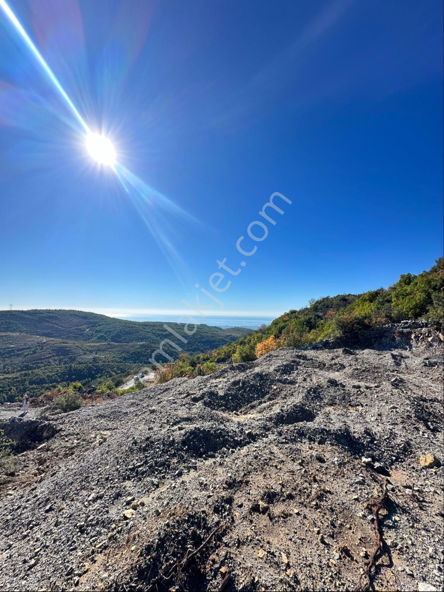 Orhan Mahallesinde Deniz Manzaralı Müstakil Tapulu Satılık Tarla - Görsel 6
