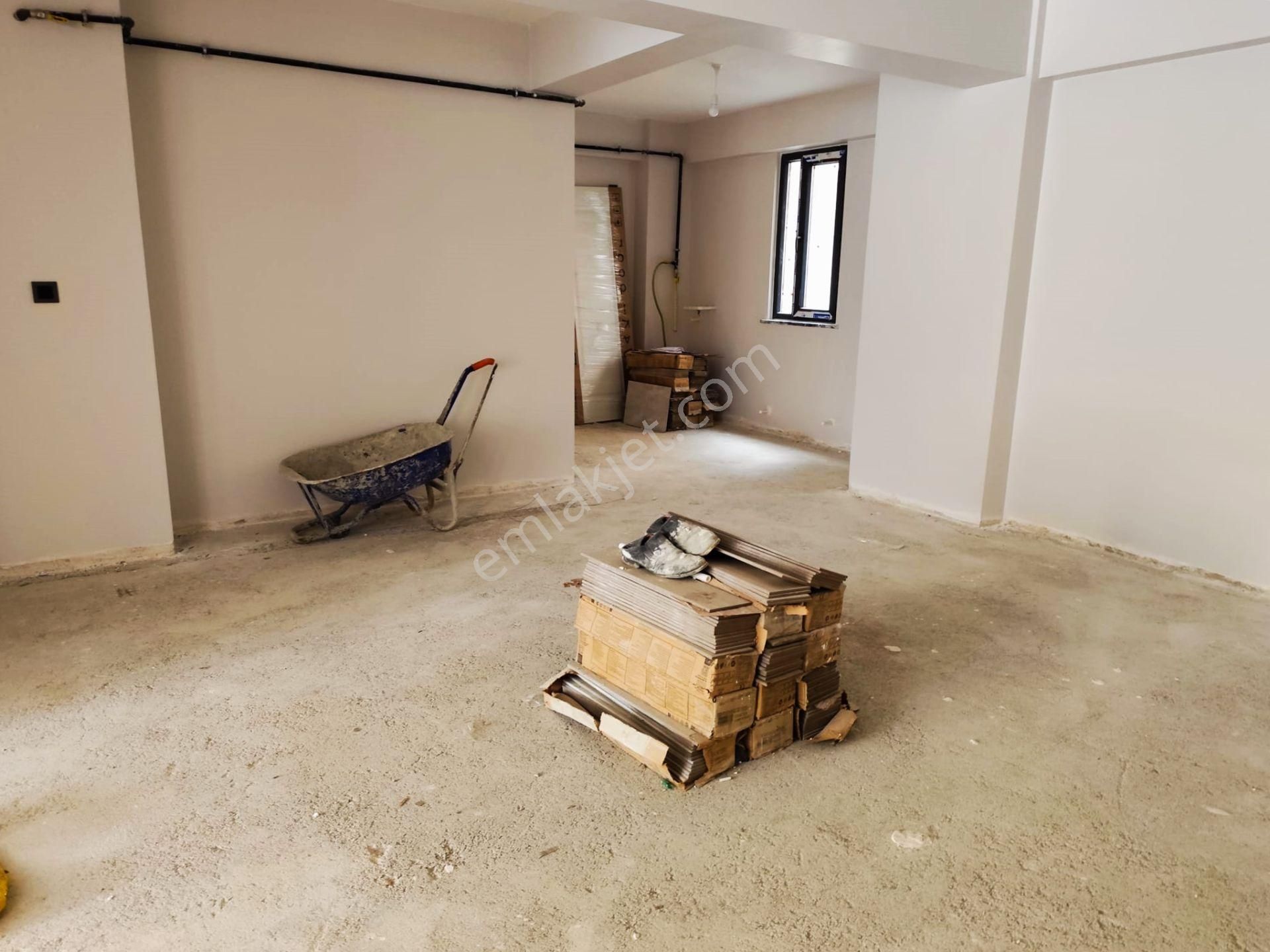 Mertcan Dan Adnan Kahveci Metroya Yürüme 100m2 Sıfır Dükkan - Görsel 2