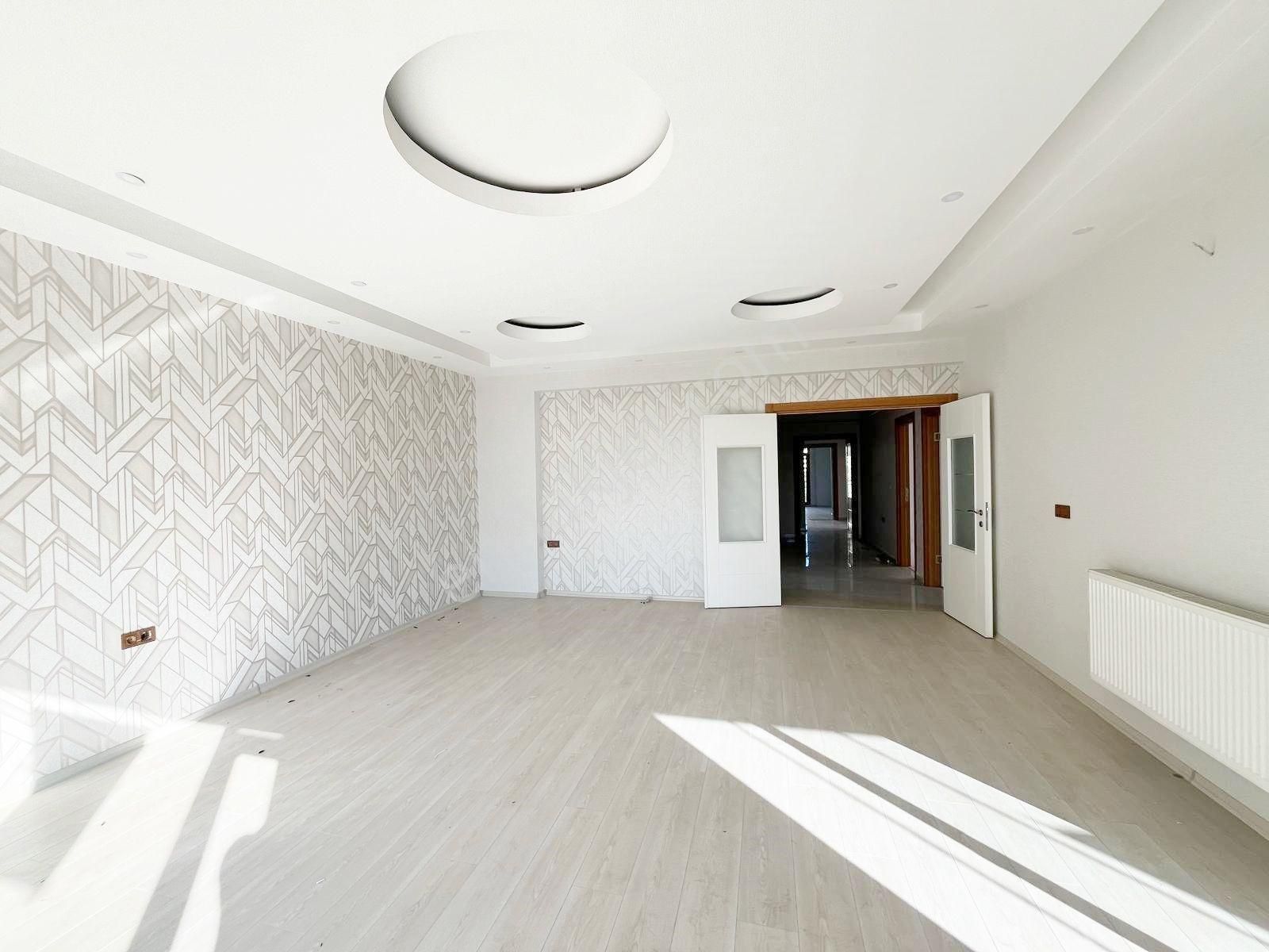 Taha Emlak Tan Dünya Kavşağı Civarında Kiralık 4+1 Daire - Görsel 16