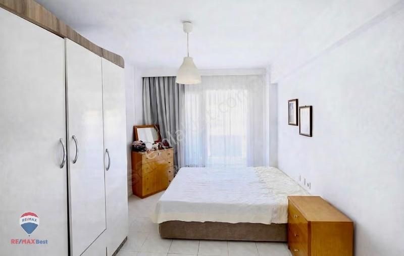 35 Çeşme Fenerburnu Denize Sıfır Plajlı Sitede 1+1 Eşyalı - Görsel 2