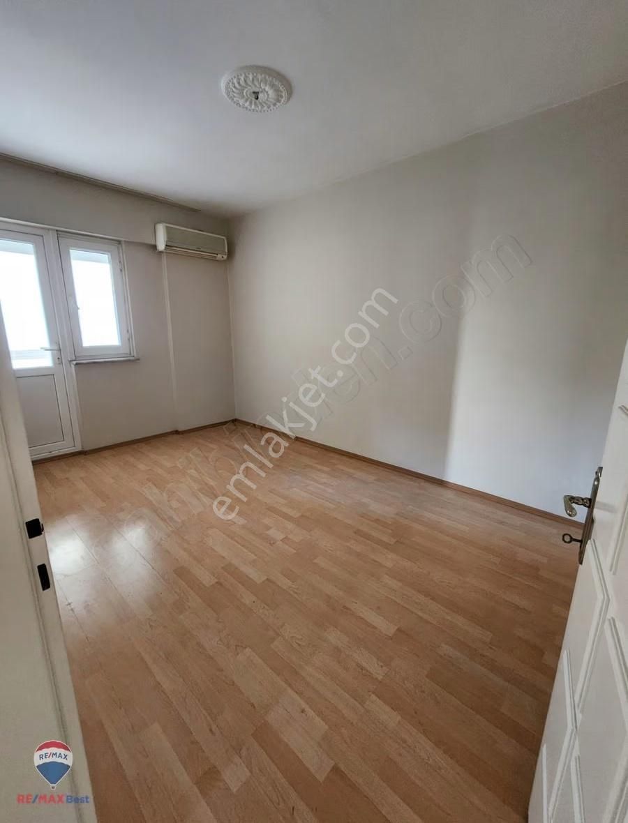 7 Bayraklı 75.yıl Mahallesi Görkent Sitesi 3+1 Satılık Daire - Görsel 6