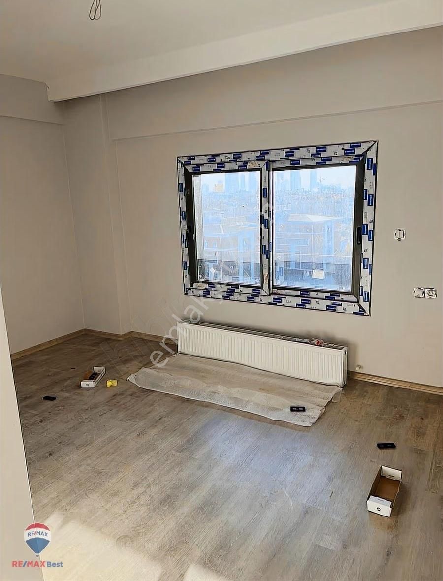 1 Bayraklı Manavkuyu'da Ebeveyn Banyolu 3+1 Satılık Daıre - Görsel 9