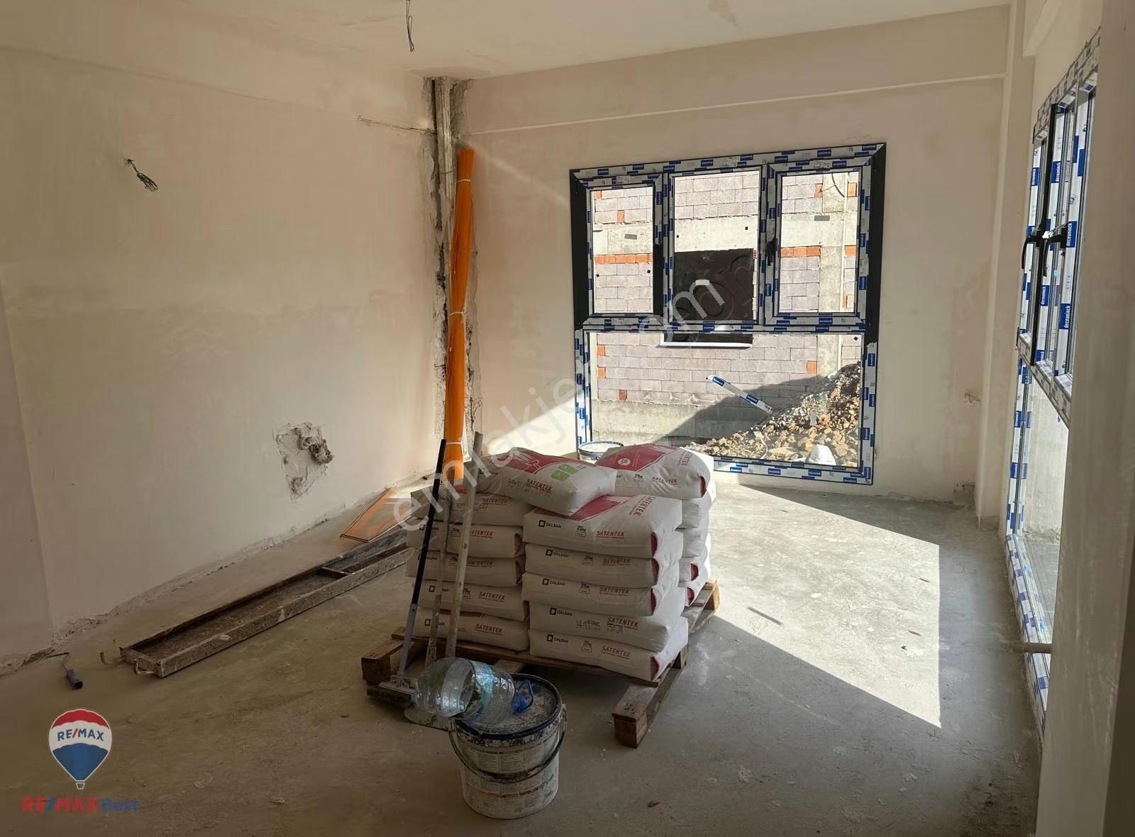 115 Alıağa Örnekkentte 1+1 Yapım Aşamasında Satılık - Görsel 7