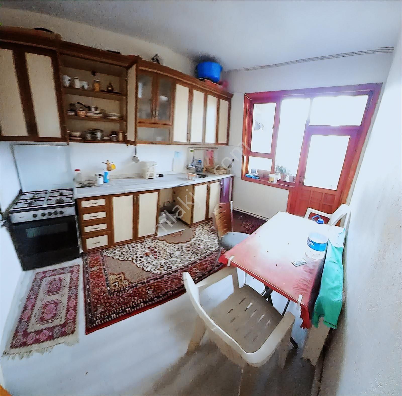 Stad Yanında Diş Hastanesi Arkasında Eşyalı Kiralık 2+1 Daire - Görsel 6