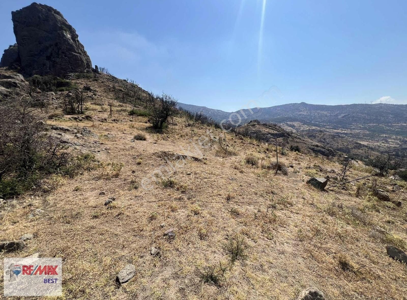 3 Karşıyaka Sancaklıda 10.236 M2 Köye 150 Metre Tarla - Görsel 4