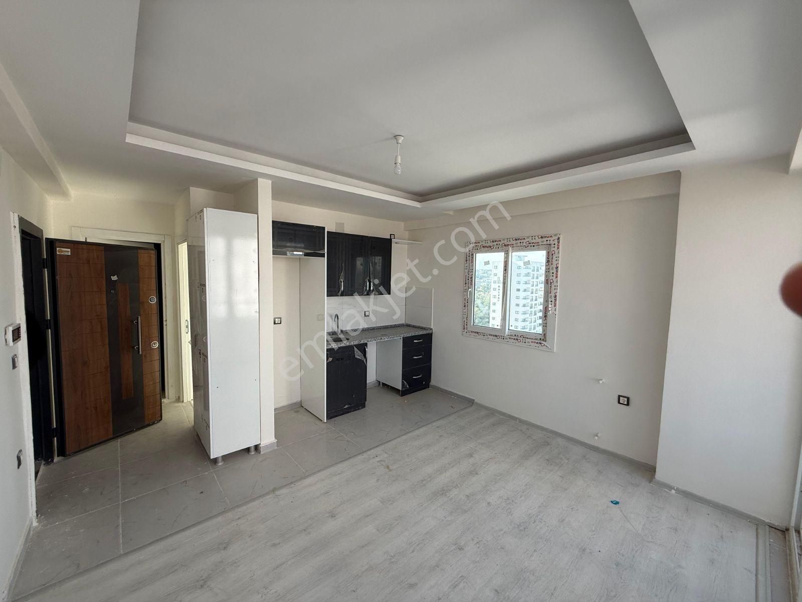 Kredıye Uygun,3 Cehpesı Açık,1+1 Sarıcamda Satılık Daıre