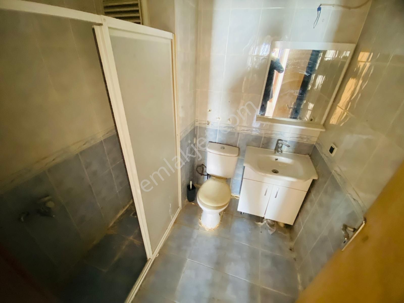 Servis Güzergahı Yakını Katta Kiralık 2+1 - Görsel 20