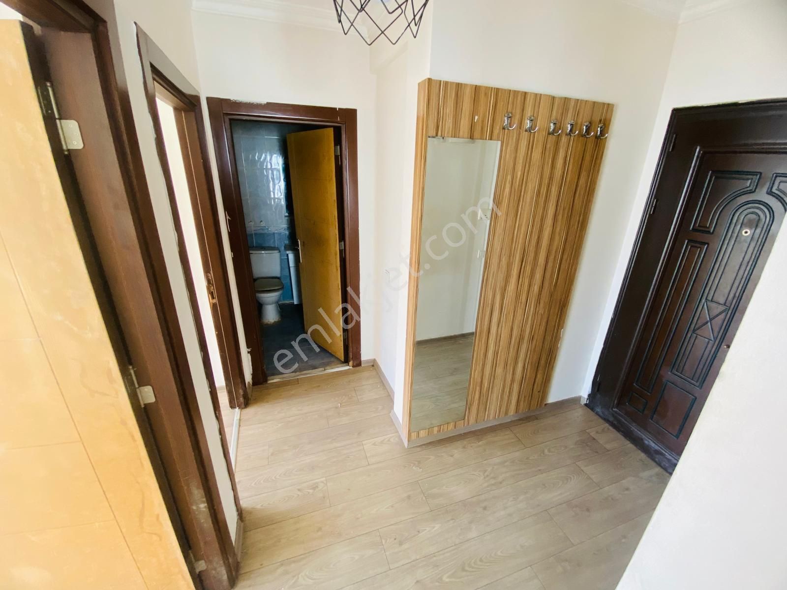 Servis Güzergahı Yakını Katta Kiralık 2+1 - Görsel 19