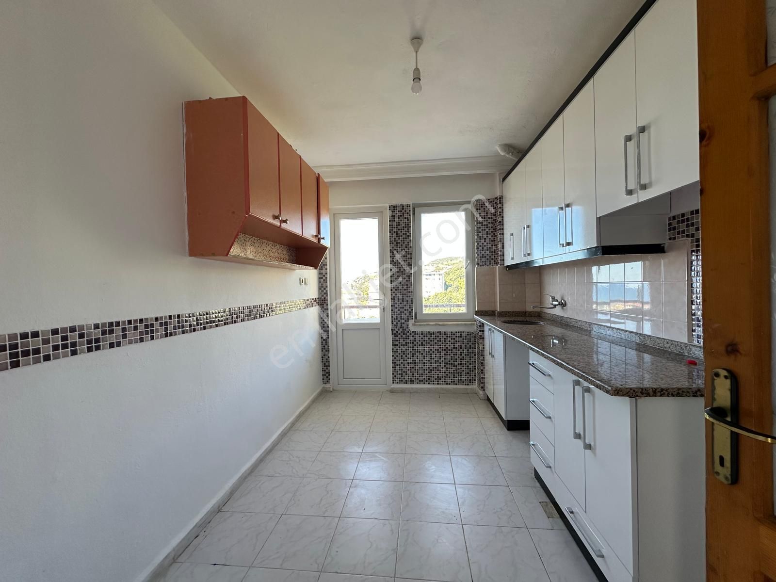 Alanya Dinek'de Kiralık Full Manzaralı 2+1 Ayrı Mutfak Daire - Görsel 11