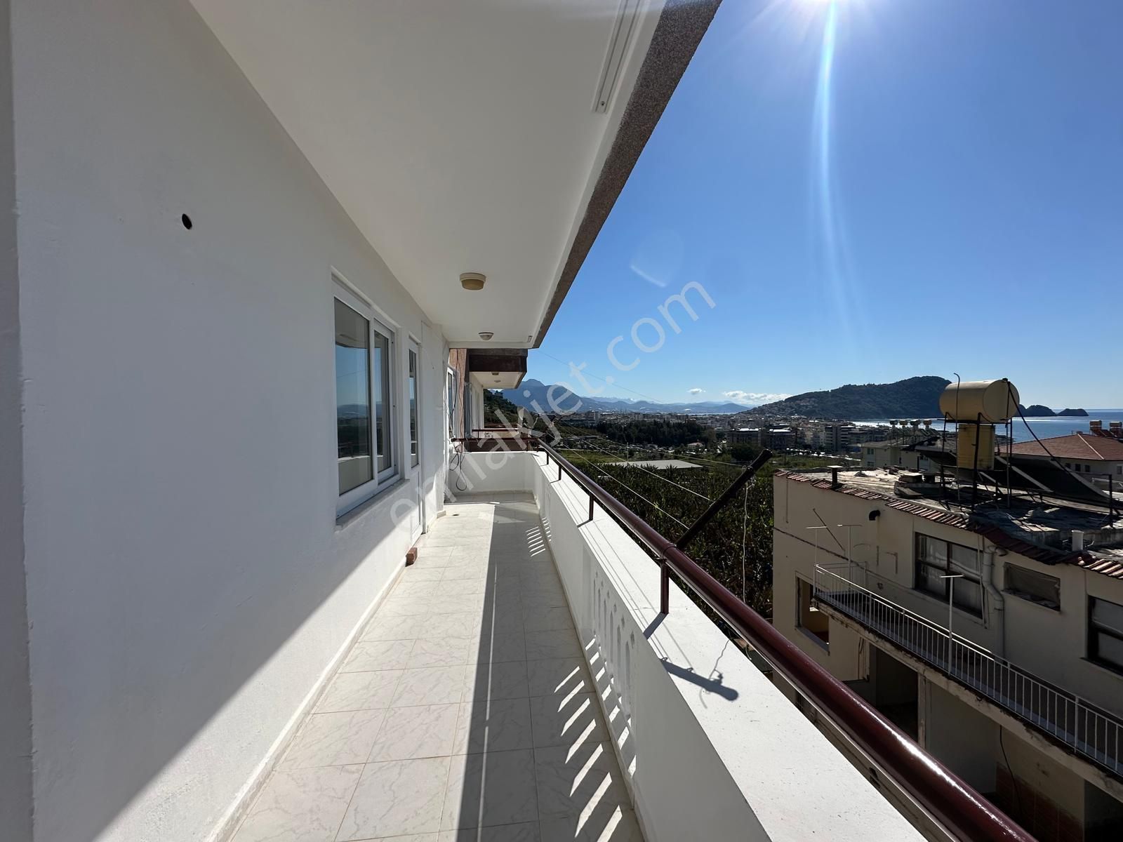 Alanya Dinek'de Kiralık Full Manzaralı 2+1 Ayrı Mutfak Daire - Görsel 17