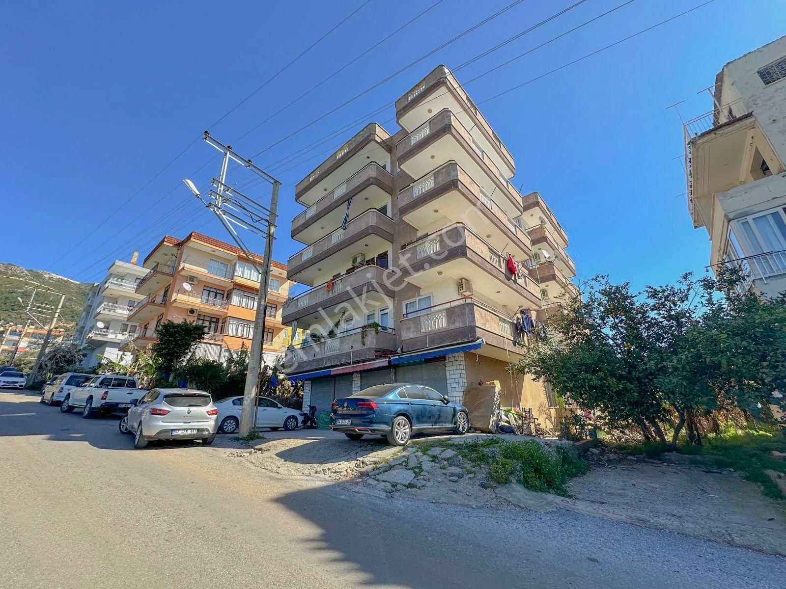 Alanya Dinek'de Kiralık Full Manzaralı 2+1 Ayrı Mutfak Daire