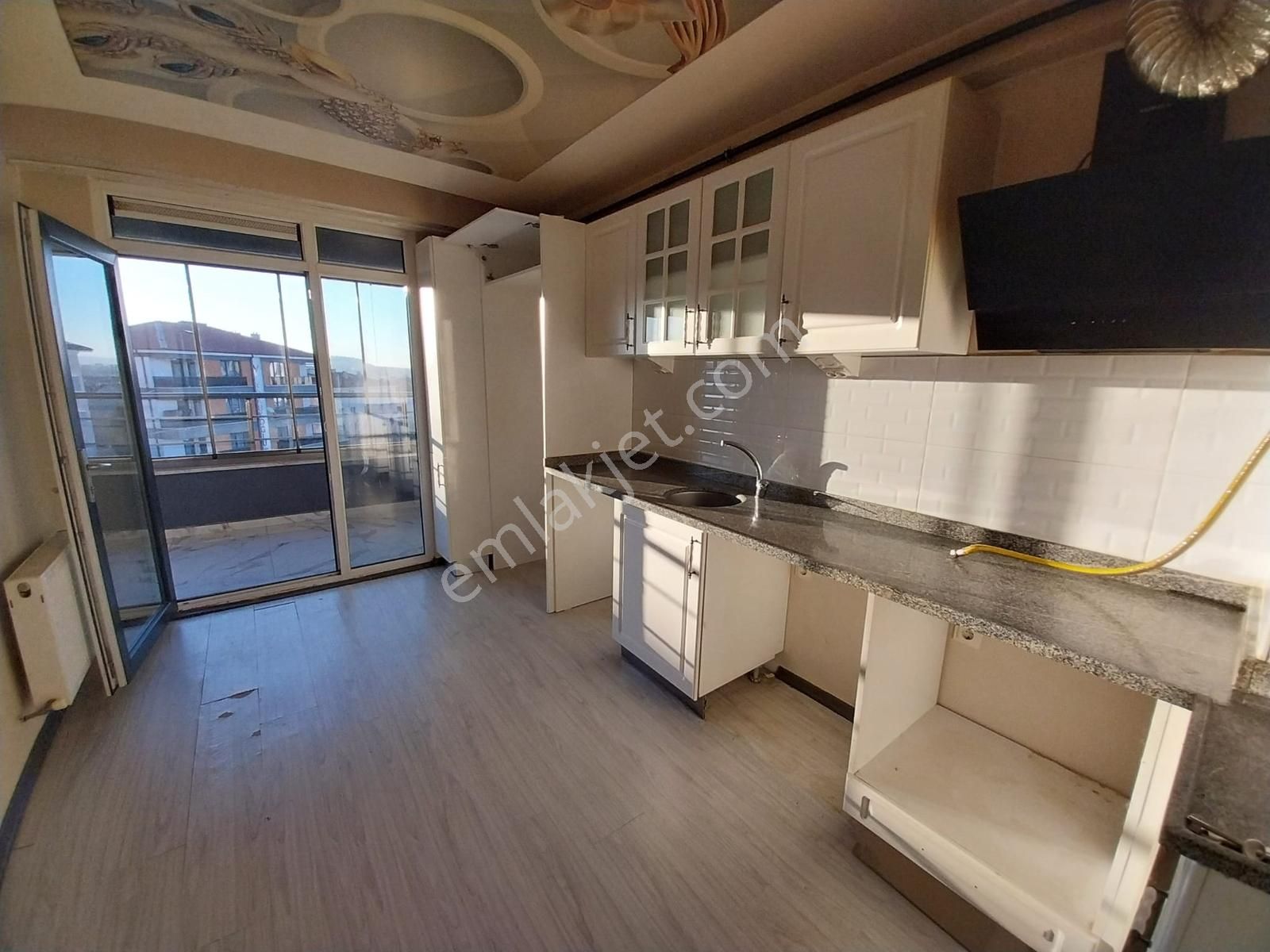 71 Evler Şehir Hastanesi Yakını Kiralık Kombili 2+1 Daire - Görsel 2