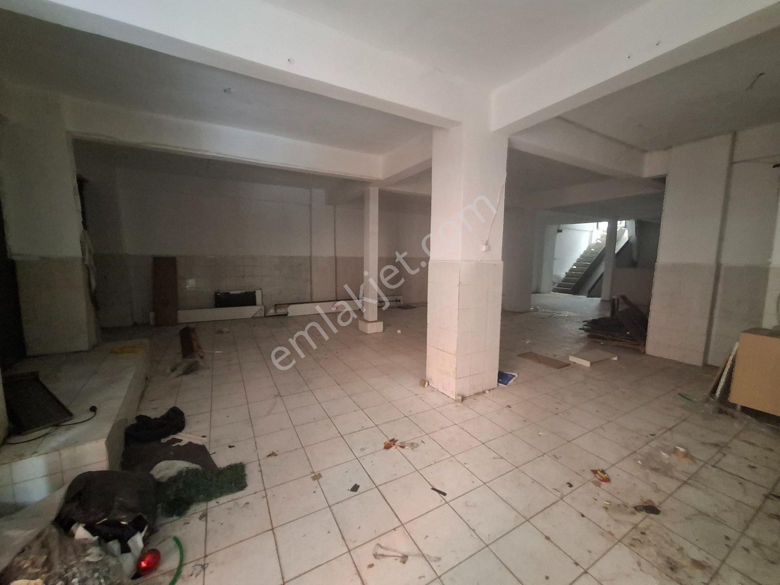 Ergün Durmuş 'tan Anıt Durağı Mevkiinde Kiralık Dükkan - Görsel 2