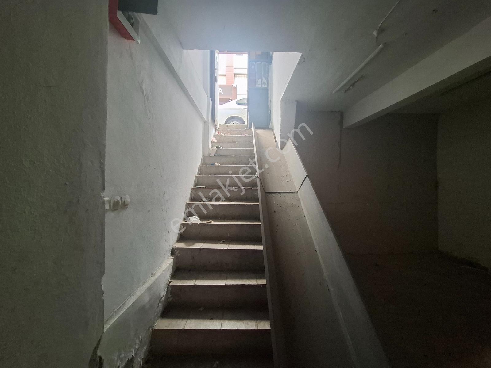 Ergün Durmuş 'tan Anıt Durağı Mevkiinde Kiralık Dükkan - Görsel 7