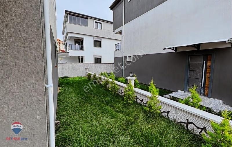 11 Aşağışakranda 4+1 Trıplex Özel Havuzlu Yerden Isıtmalı Vılla - Görsel 8