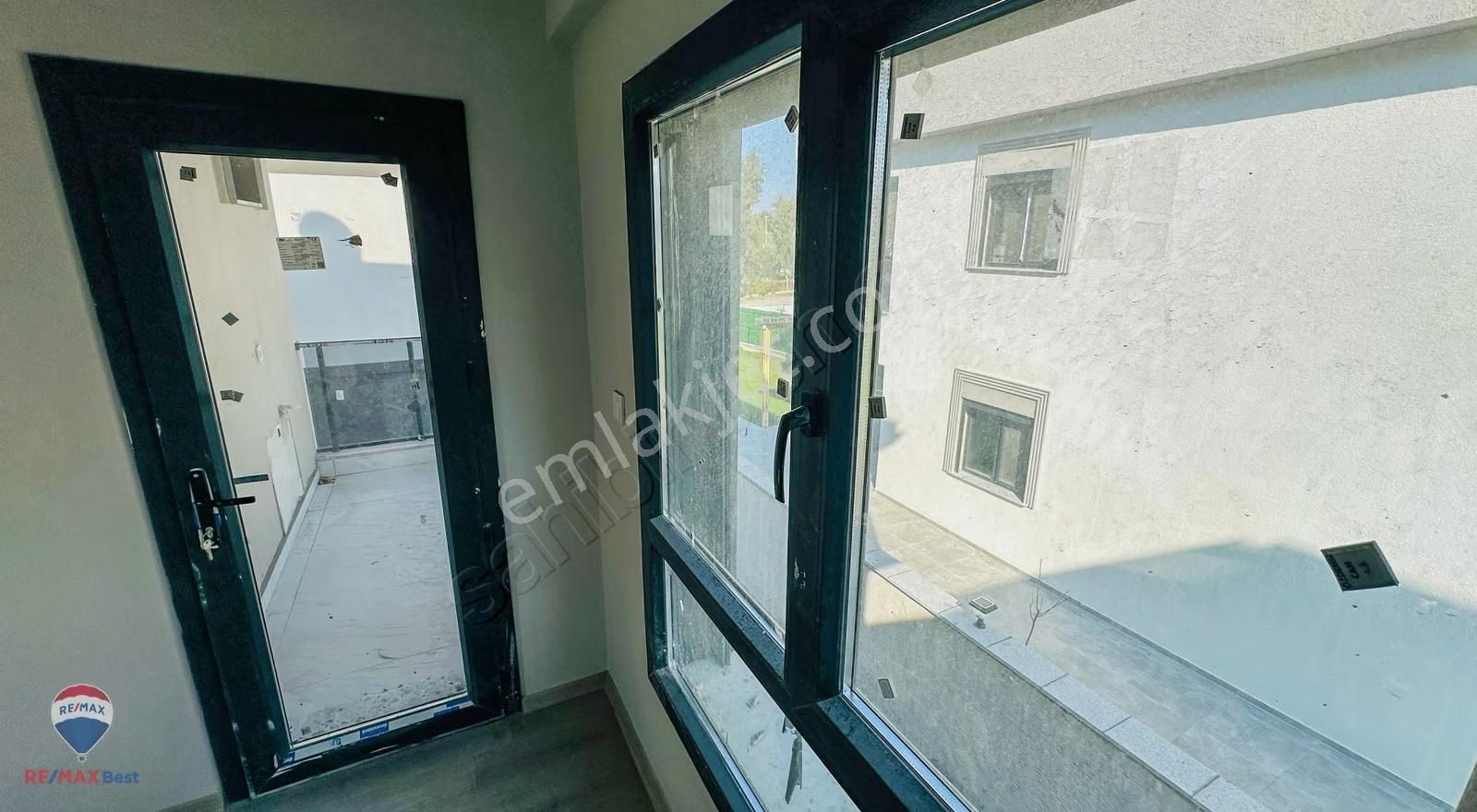 10 Aşağışakranda 5+1 Trıpleks Özelhavuzlu Yerden Isıtmalı Villa - Görsel 16