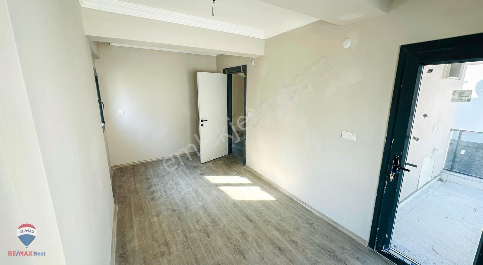 10 Aşağışakranda 5+1 Trıpleks Özelhavuzlu Yerden Isıtmalı Villa - Görsel 13