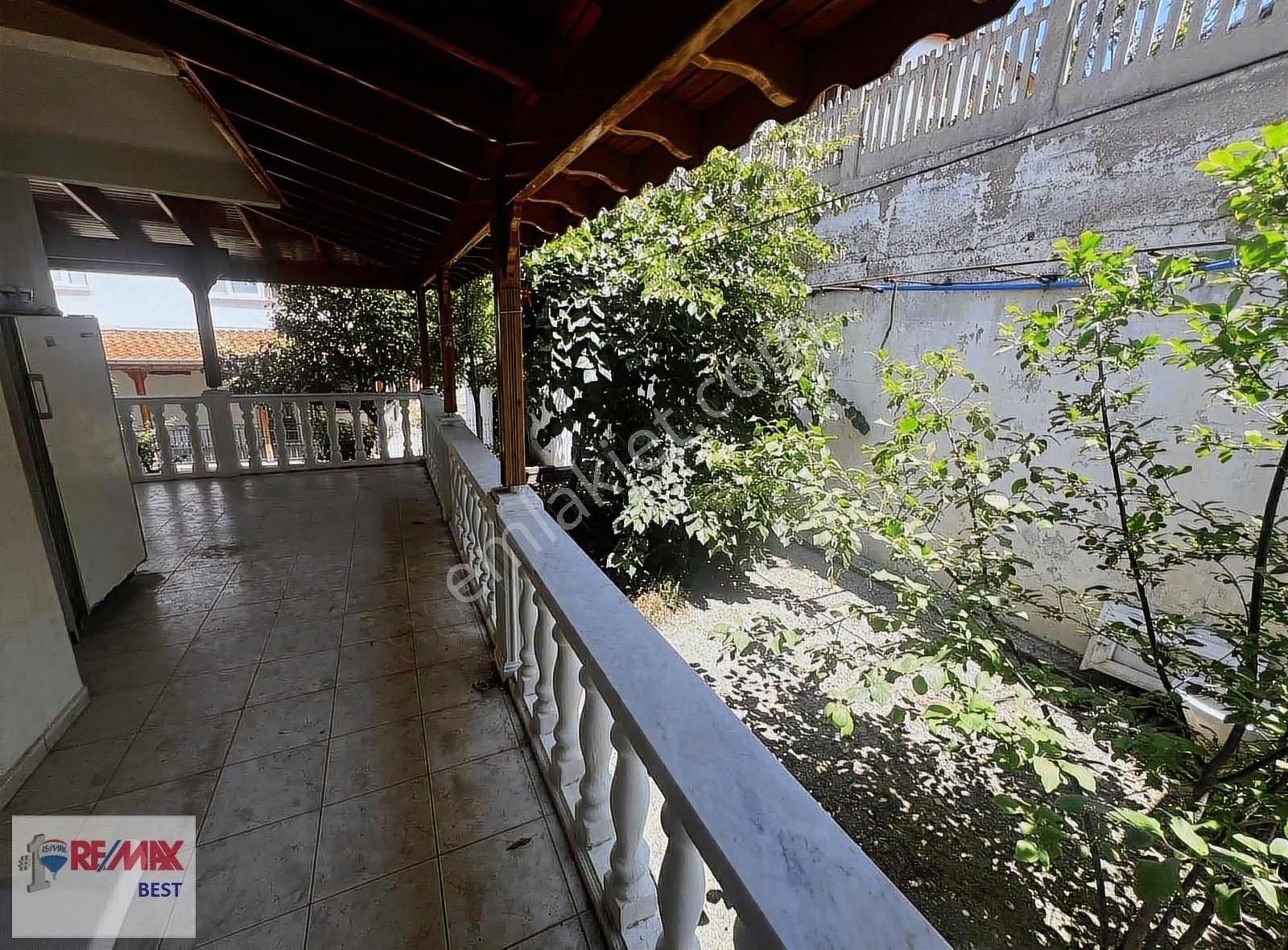 12 Seferihisar Akarca Yenisu Evlerinde Deniz Manzaralı 4+1 Villa - Görsel 13