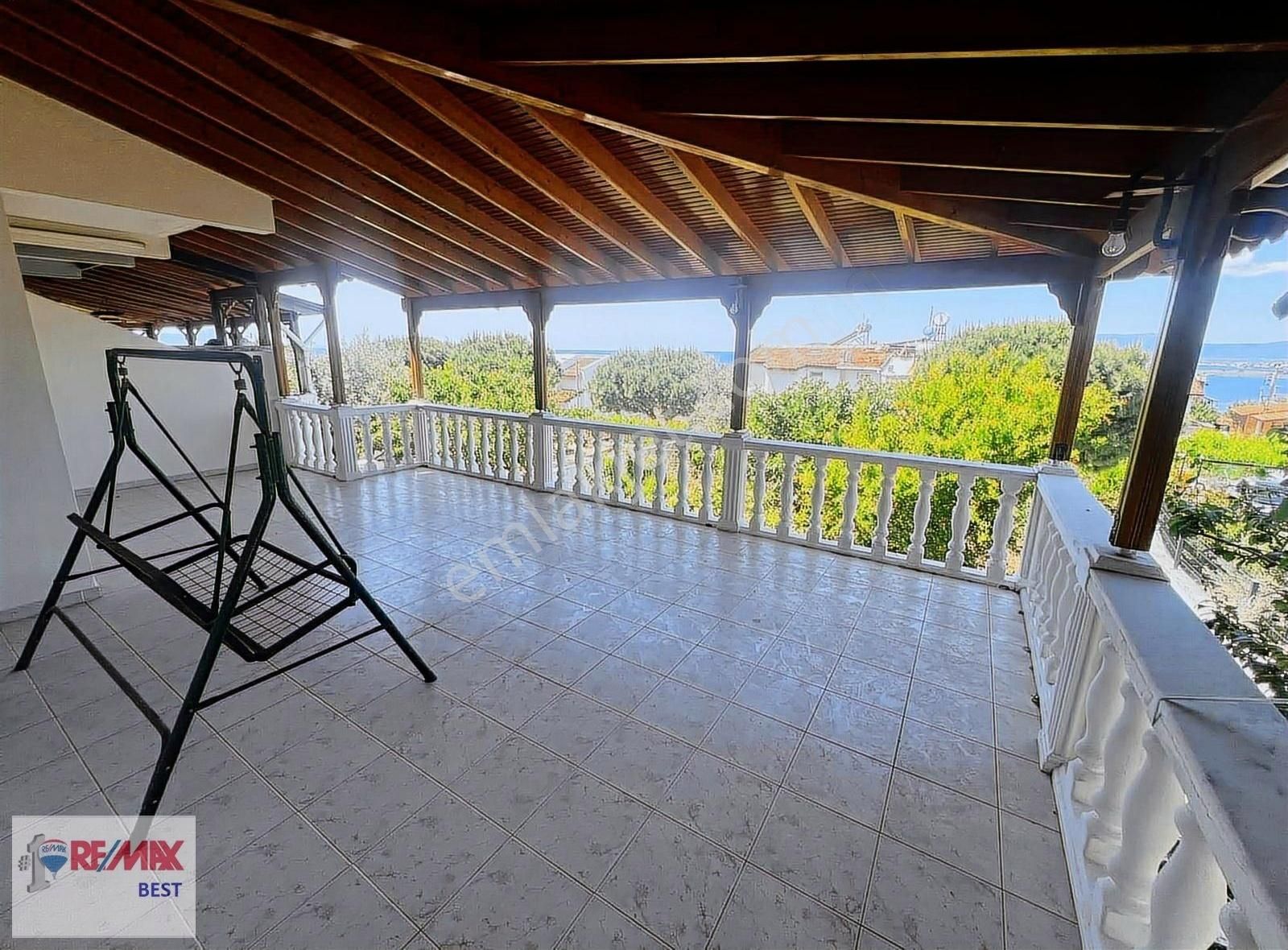 12 Seferihisar Akarca Yenisu Evlerinde Deniz Manzaralı 4+1 Villa - Görsel 14