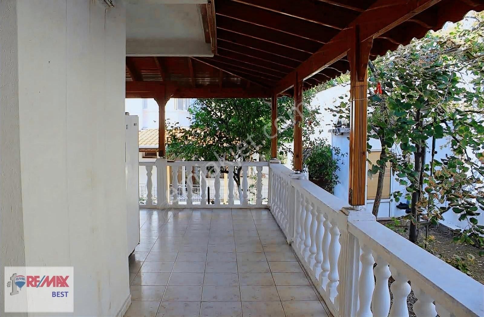 12 Seferihisar Akarca Yenisu Evlerinde Deniz Manzaralı 4+1 Villa - Görsel 10