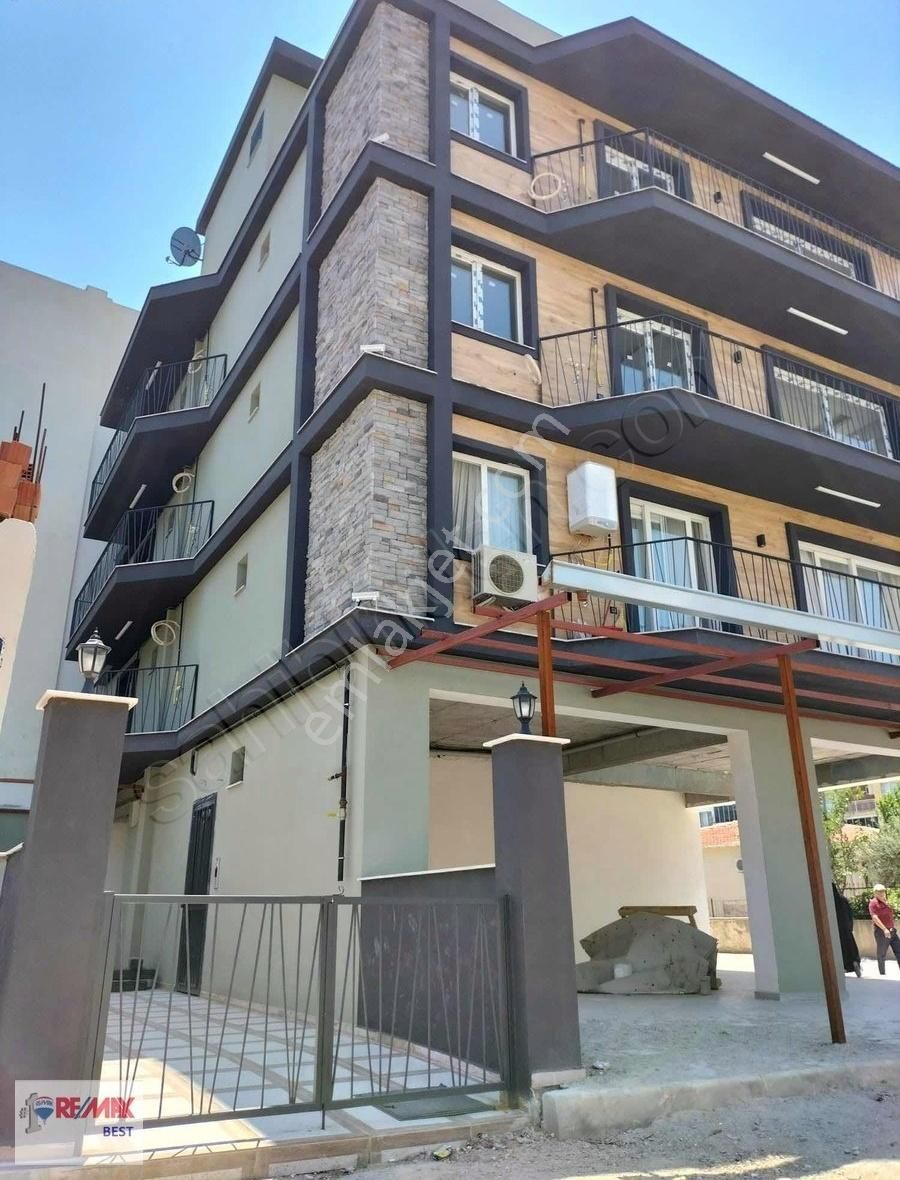 8 Tuğyan Can Koç Tan Koyundere Ulusta Satılık 2+1 Daire