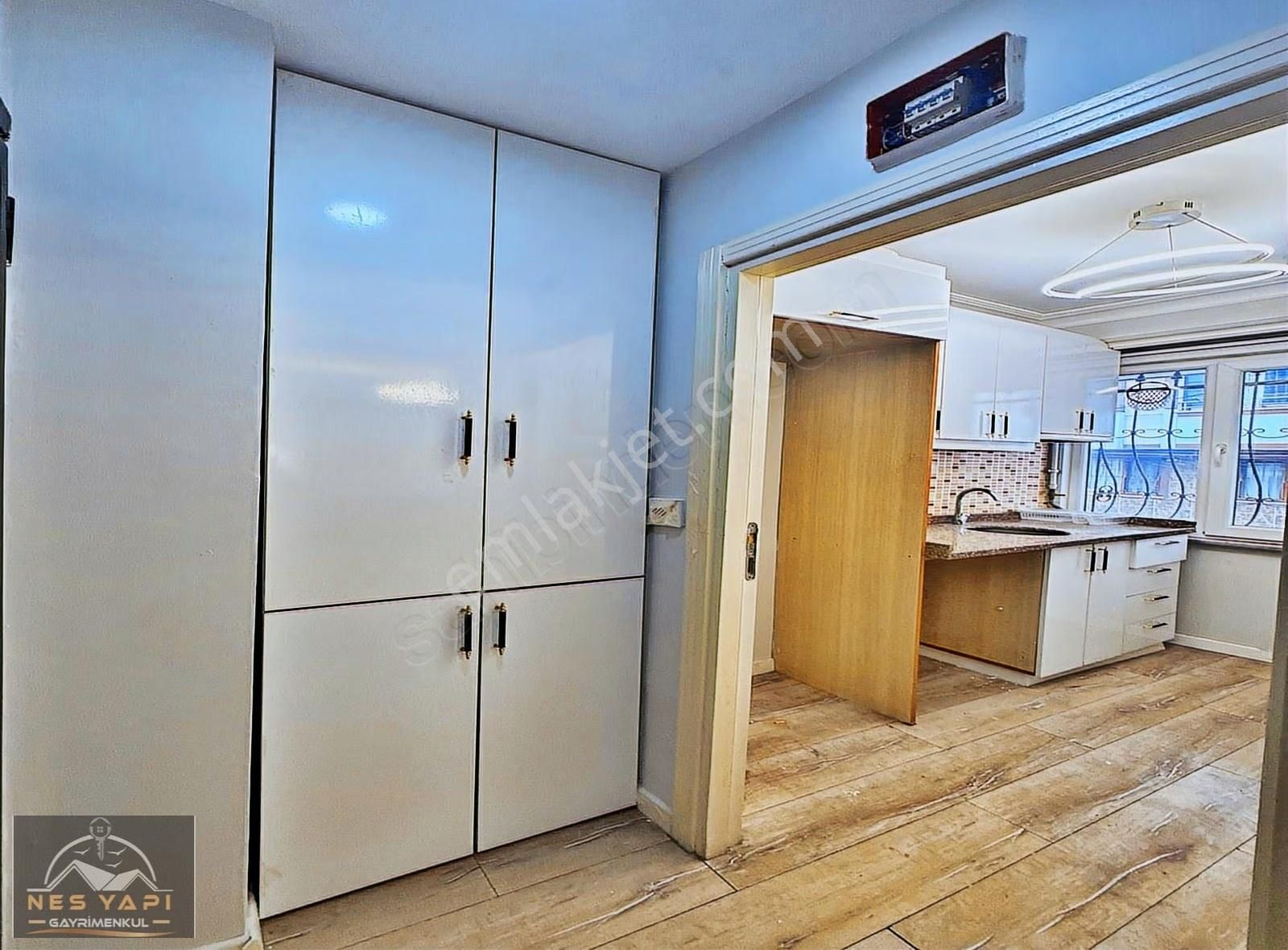 Nes Yapı'dan Metrobüse Yürüme Mesafesinde 2+2 Lüx Dekorlu Dublex - Görsel 6